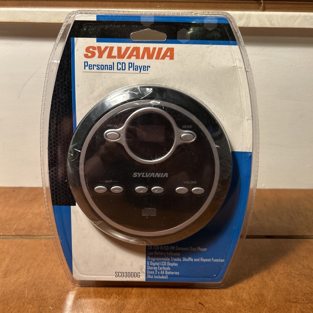NEW Sylvania Personal Black CD Player with Earbuds SCD300DG Portable Compact E4